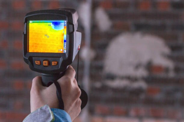 Thermal Image of Leak through Windows Water Leak Detection